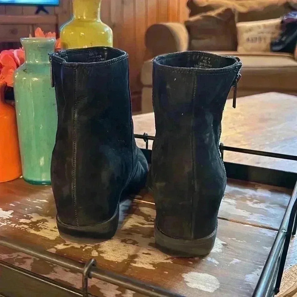 Kenneth Cole Reaction Lift It women’s black wedge zip size 7 - Picture 3 of 5